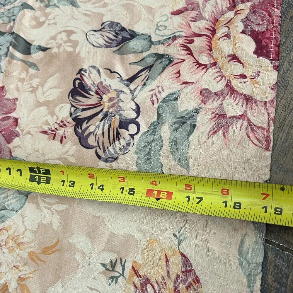 Waterford‎ Floral Linens Covington Gardens Set of 5 Napkins
